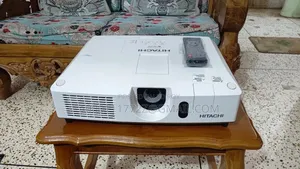 Hitachi CP-X5022WN 5000 ANSI Lumens Projector Made in Japan