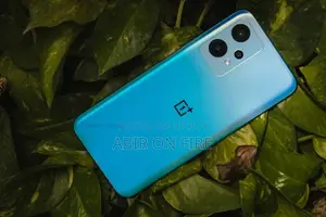New Mobile Phone 8 GB Blue