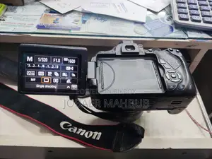ক্যানন ৭০০ডি
