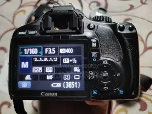 Eos 550d + 18-55 Kit Lens