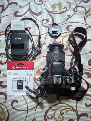 Eos 550d + 18-55 Kit Lens
