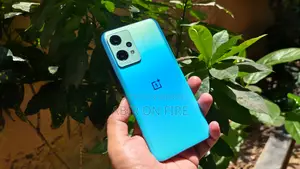 New Mobile Phone 8 GB Blue