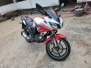 Yamaha 2015 White