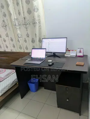 Computer/Laptop Table