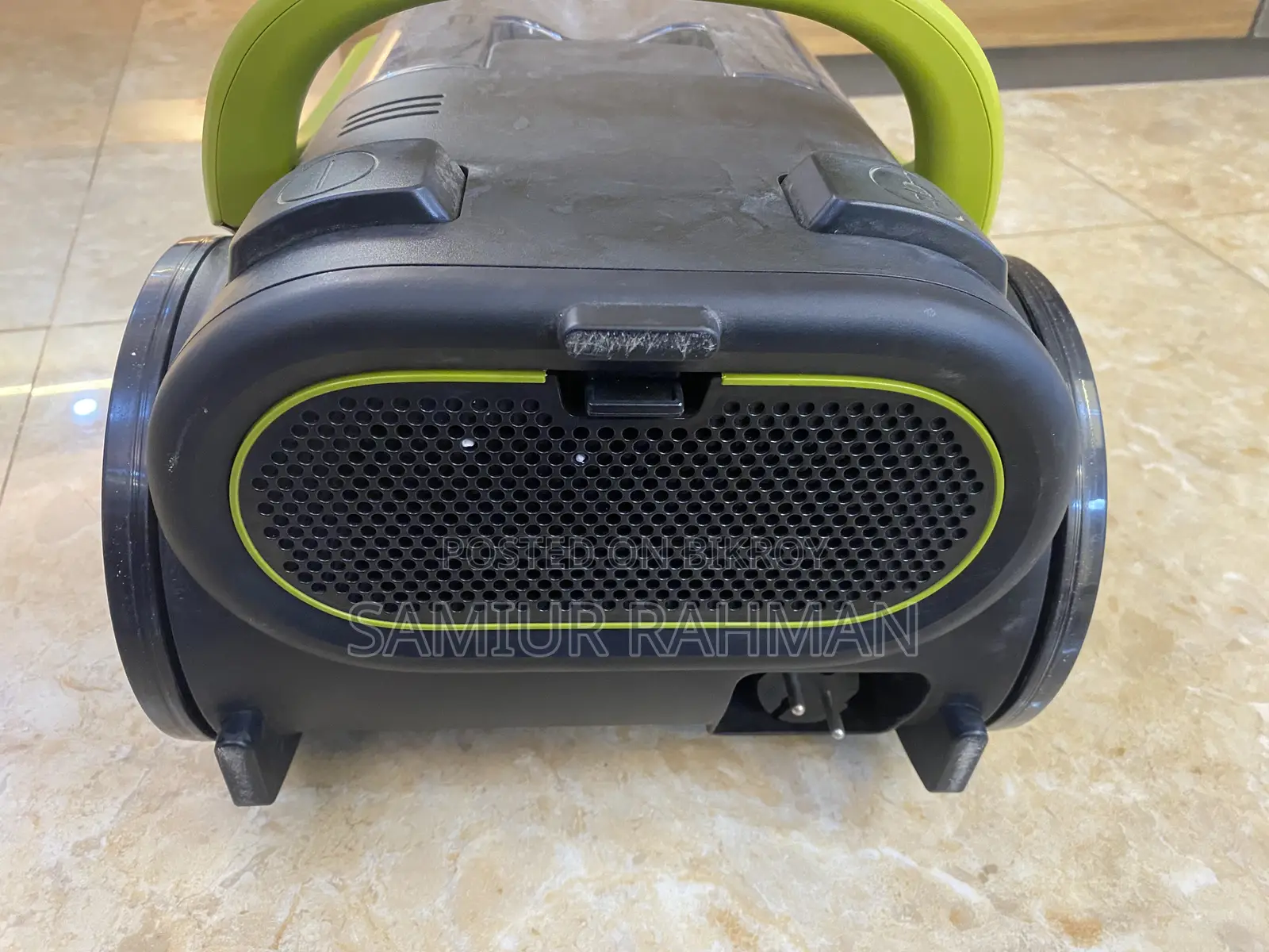 Vacuum Cleaner