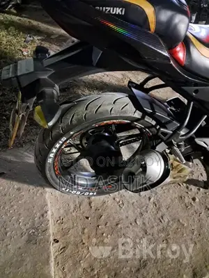 Suzuki Gixxer SF 2016
