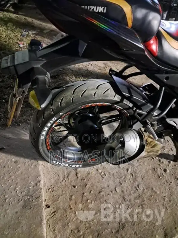 Suzuki Gixxer SF 2016