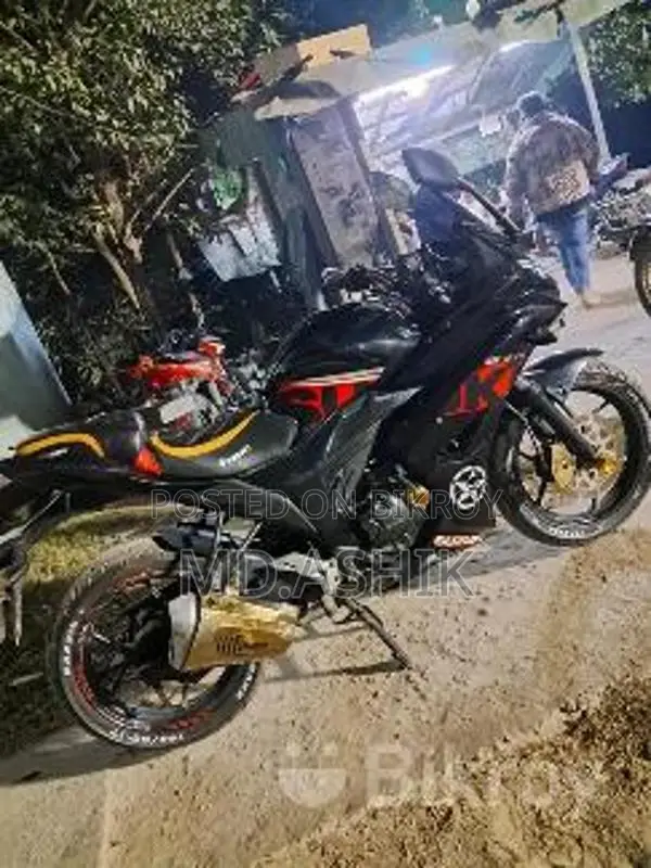 Suzuki Gixxer SF 2016