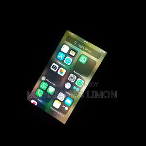 Apple iPhone 6S . (Used)