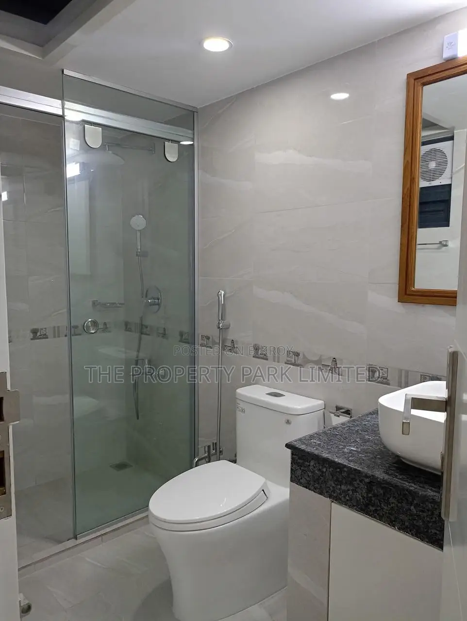 Furnished 3bdrm Apartment in Dhanmondi for Sale