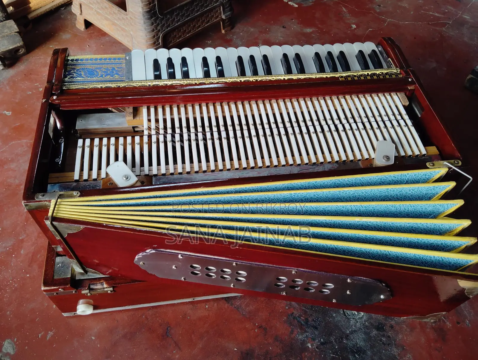 Original Kasrial Paris Reed Scale Changer Harmonium