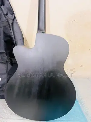 গিটার বিক্রি করা হবে