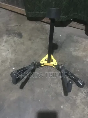 Hercules Acoustic Guitar Stand