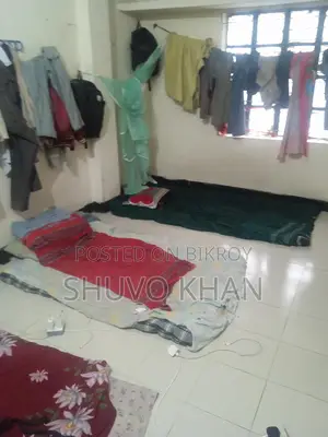 ব্যাচেলরদের জন্য।১ সিট খালি আছে