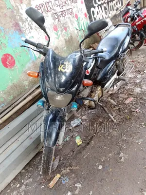 Bajaj Pulsar 150 2004 Black