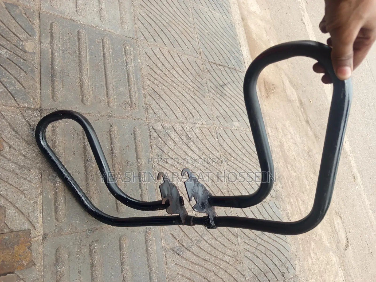 বাইকের অরিজিনাল বাম্পার বিক্রি করব।
