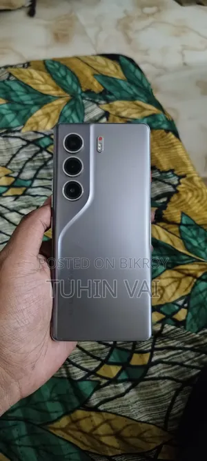 Tecno Camon 40 Pro 5G 256 GB