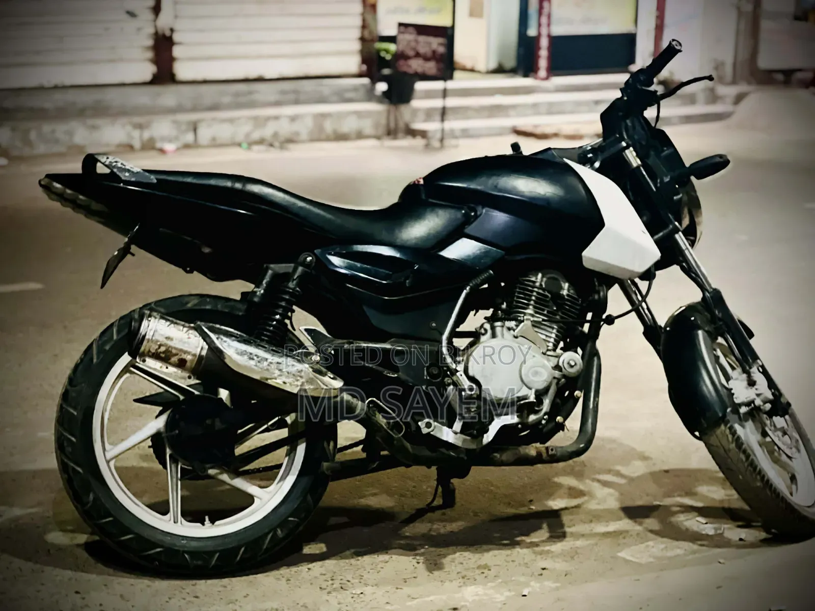 বাজাজ পালসার ১৫০ ২০১০ ব্ল্যাক