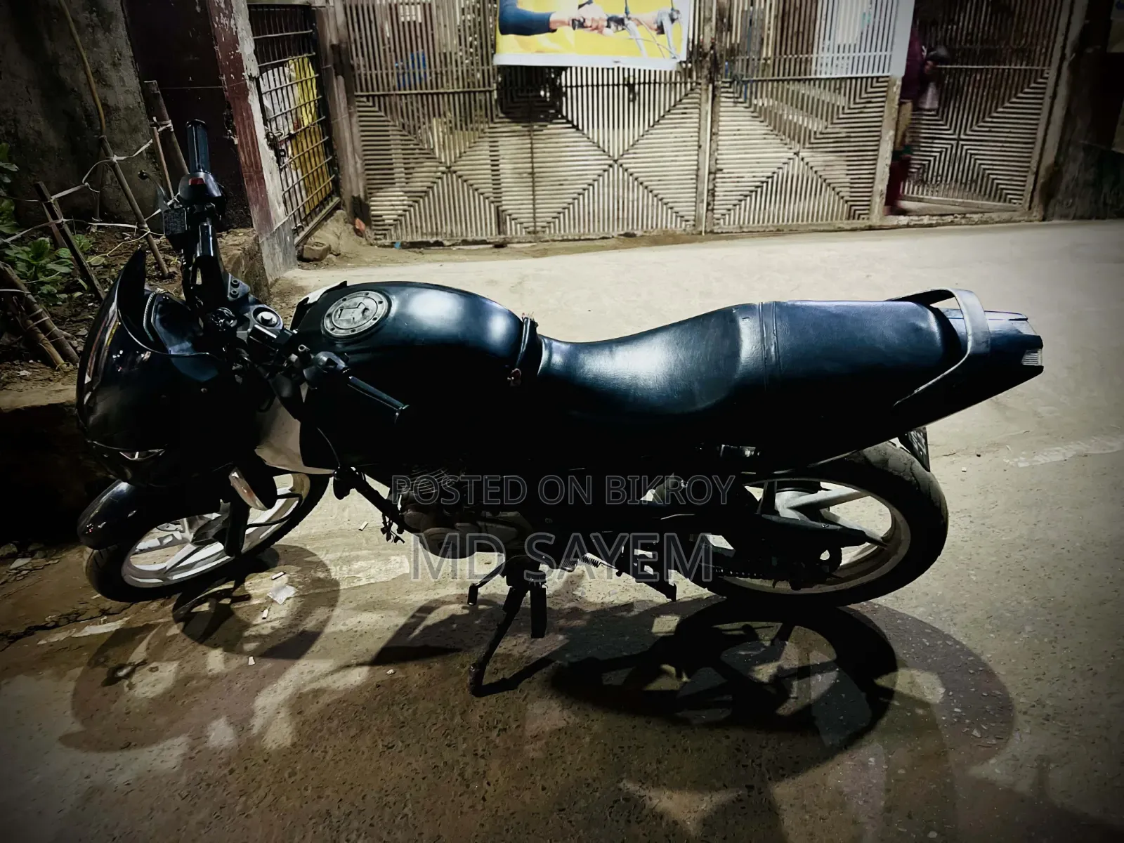 বাজাজ পালসার ১৫০ ২০১০ ব্ল্যাক