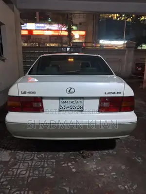 Lexus LX 1995