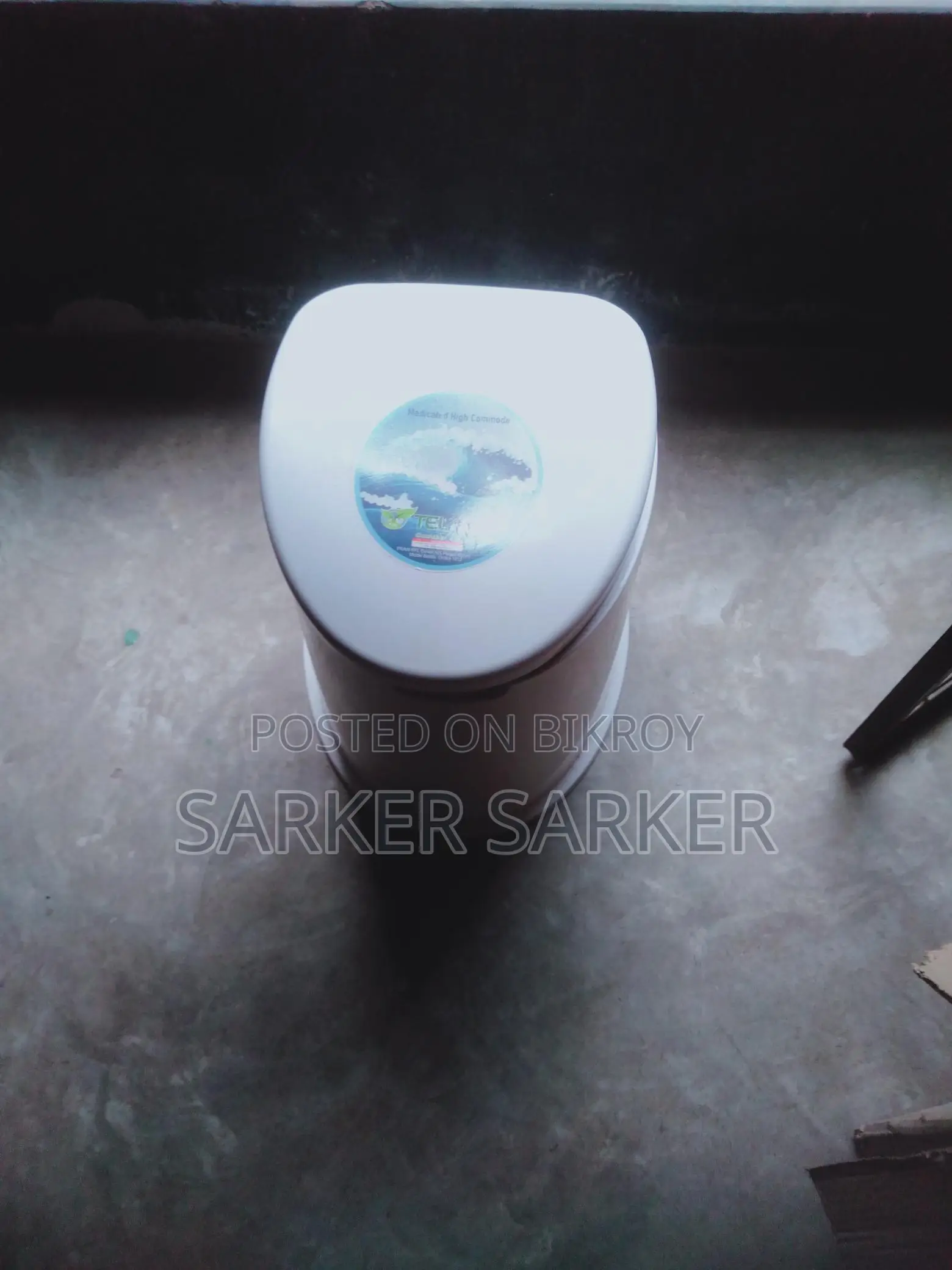 Commode