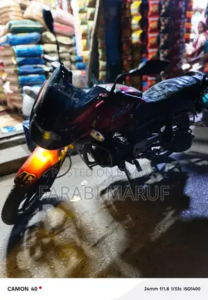 Bajaj Pulsar 150 . 2010