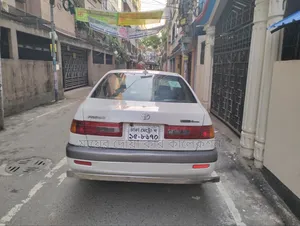 Toyota Corona Premio 2000 White