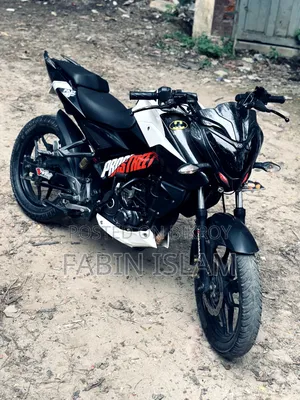 বাজাজ পালসার এনএস ১৬০ ২০১৯ সাদা