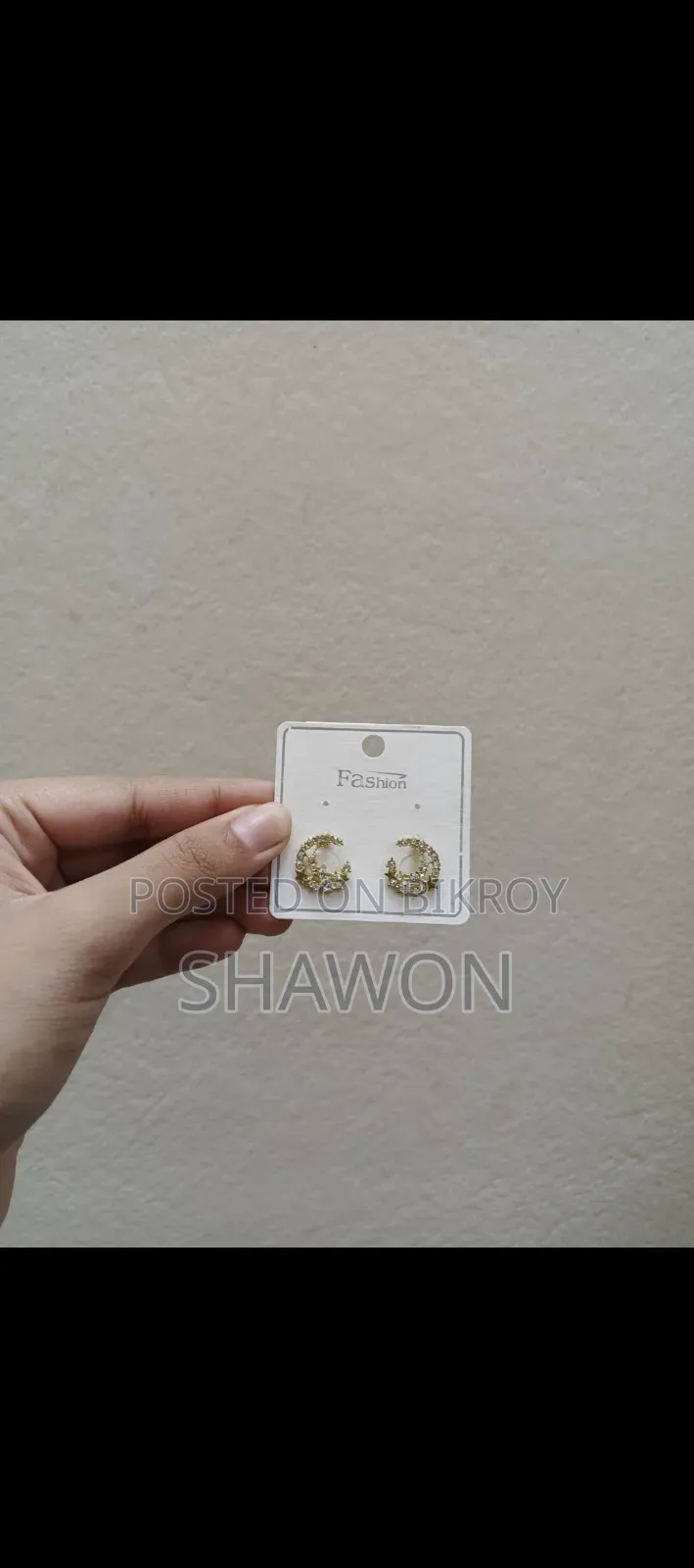 Foundation, Concealer, Primer, Setting Spray, Cream, Powder, Small Earrings