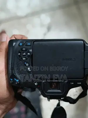 Canon 700d Camera