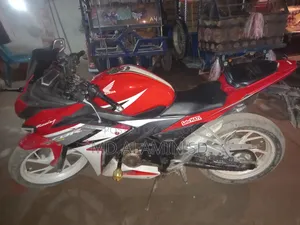 Honda CBR 2018 Red