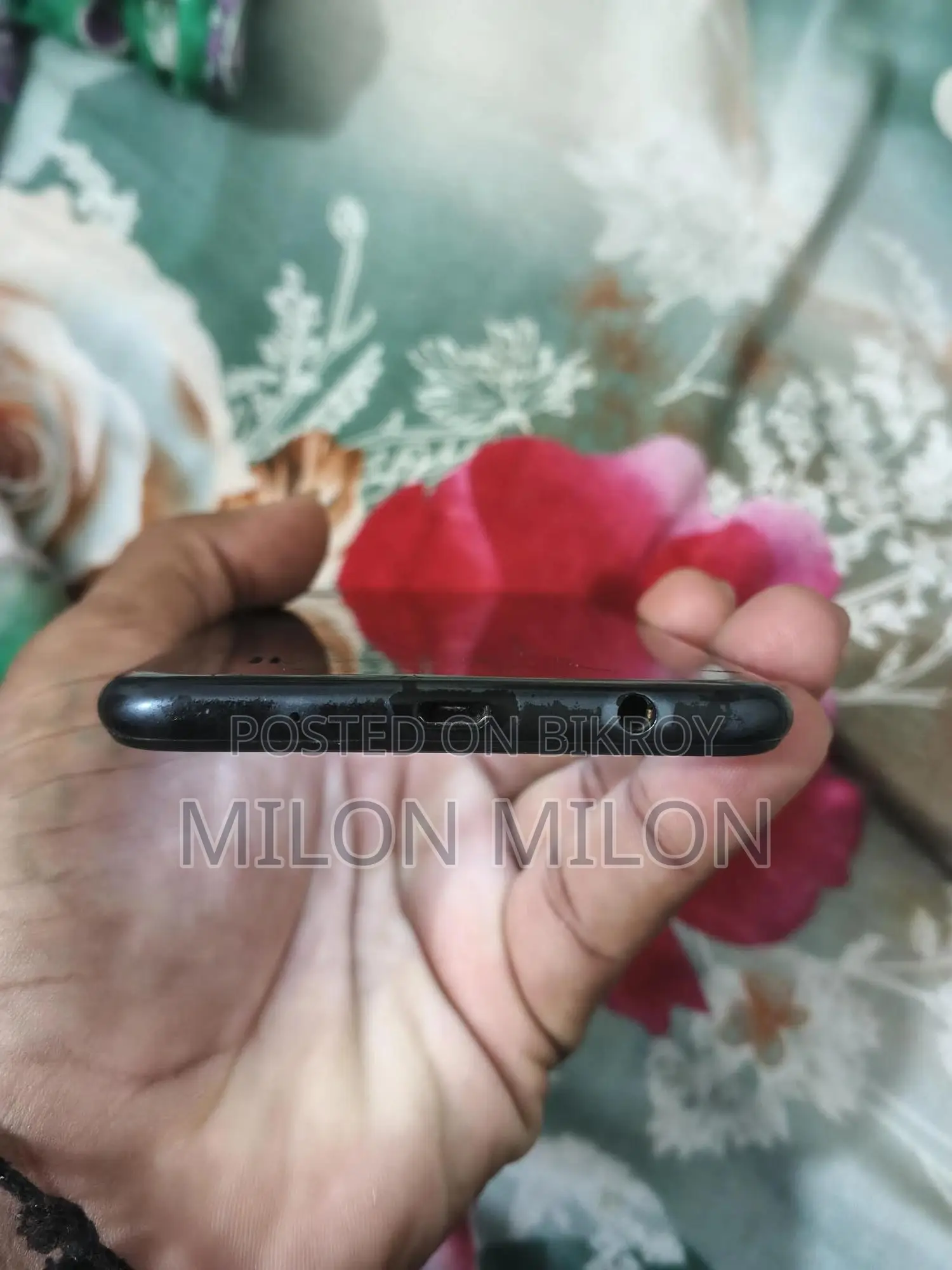 Samsung Galaxy M10 32 GB Black