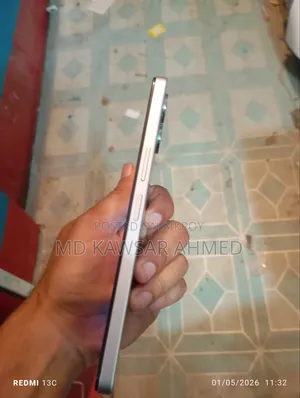 Vivo Y04 128 GB Gray
