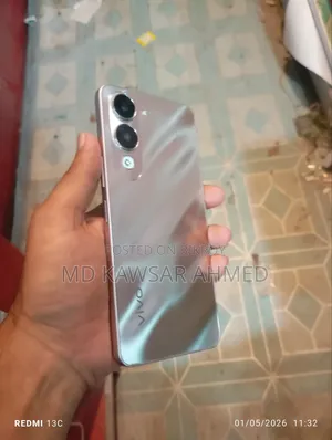 Vivo Y04 128 GB Gray