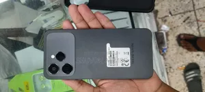 Tecno Spark 40 128 GB Black