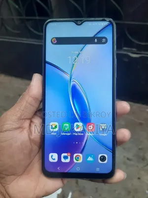 Vivo Y17s 128 GB Silver