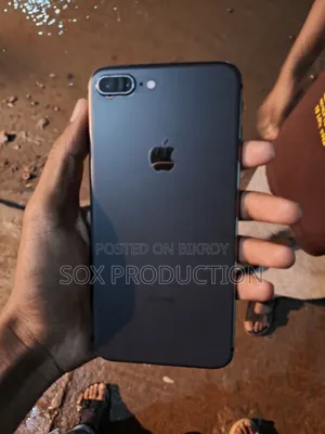 Apple iPhone 8 Plus 64 GB Black