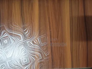 অফিস টেবিল