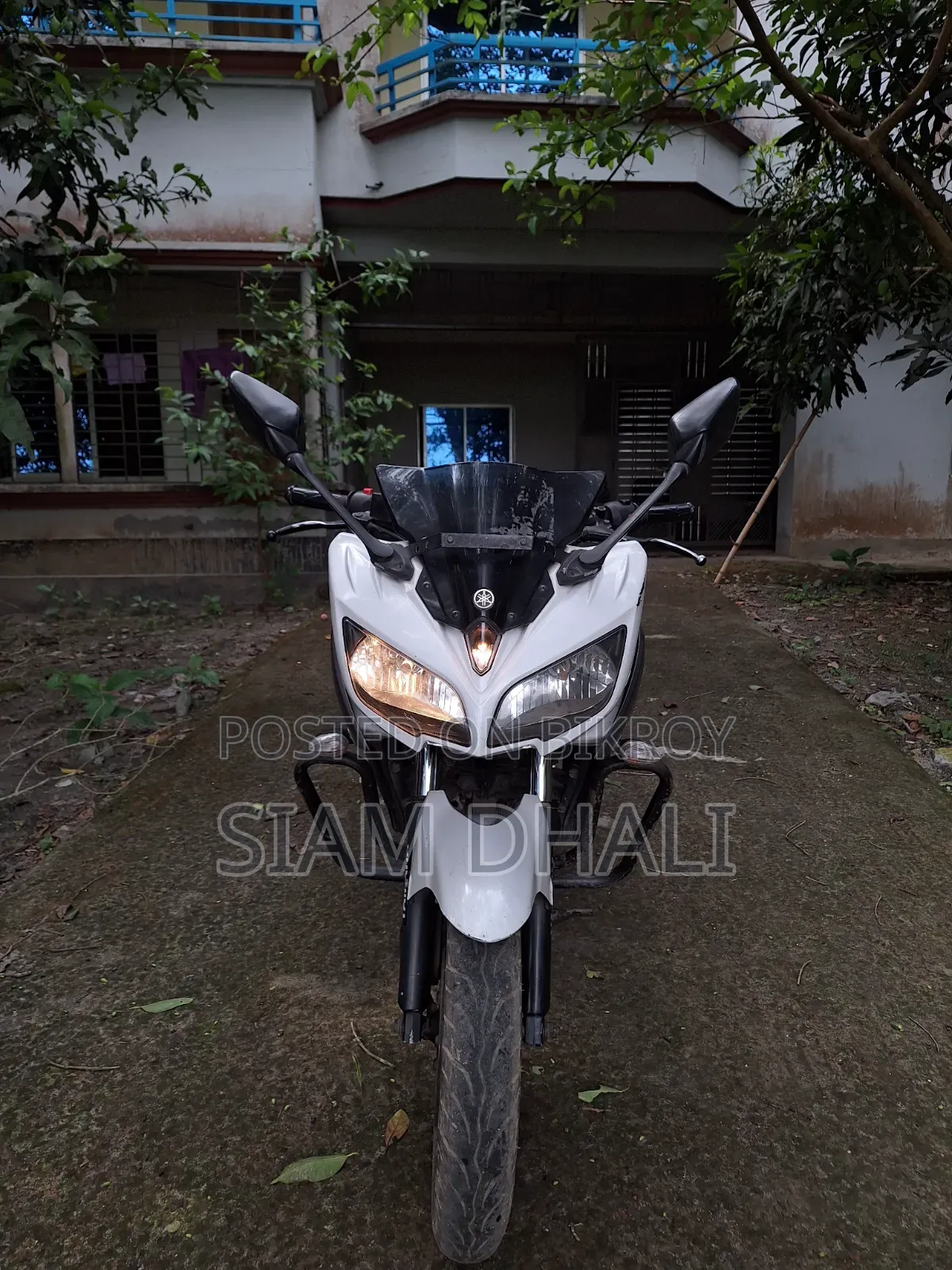 Yamaha 2017 White