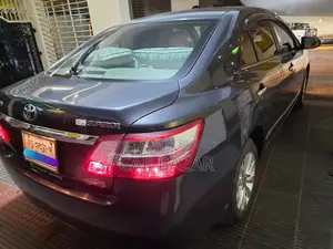 টয়োটা প্রিমিও এফ এক্স প্যাকেজ গ্রে ২০১৫