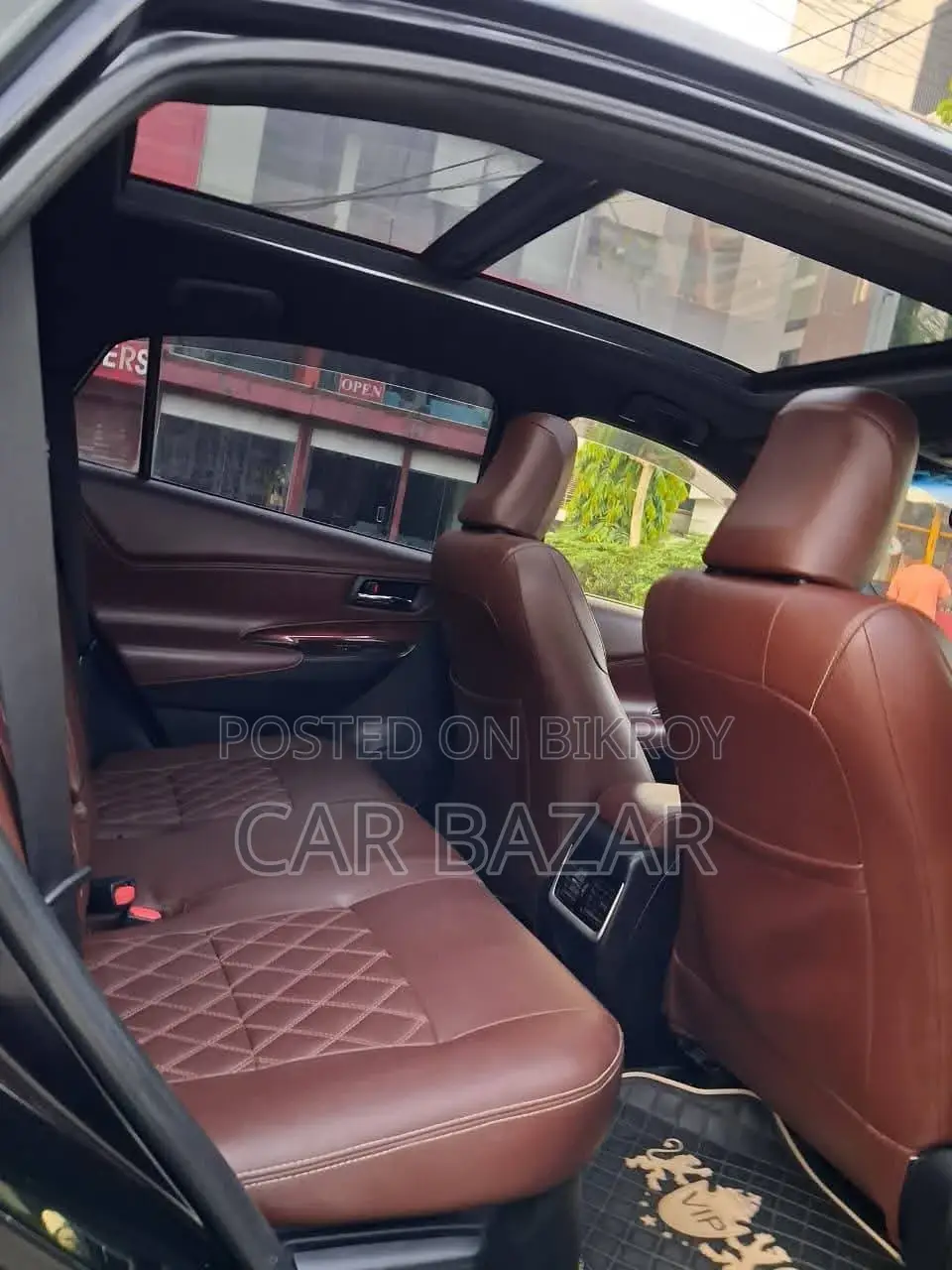 Toyota Harrier প্রিমিয়াম প্যাকেজ ২০১৪