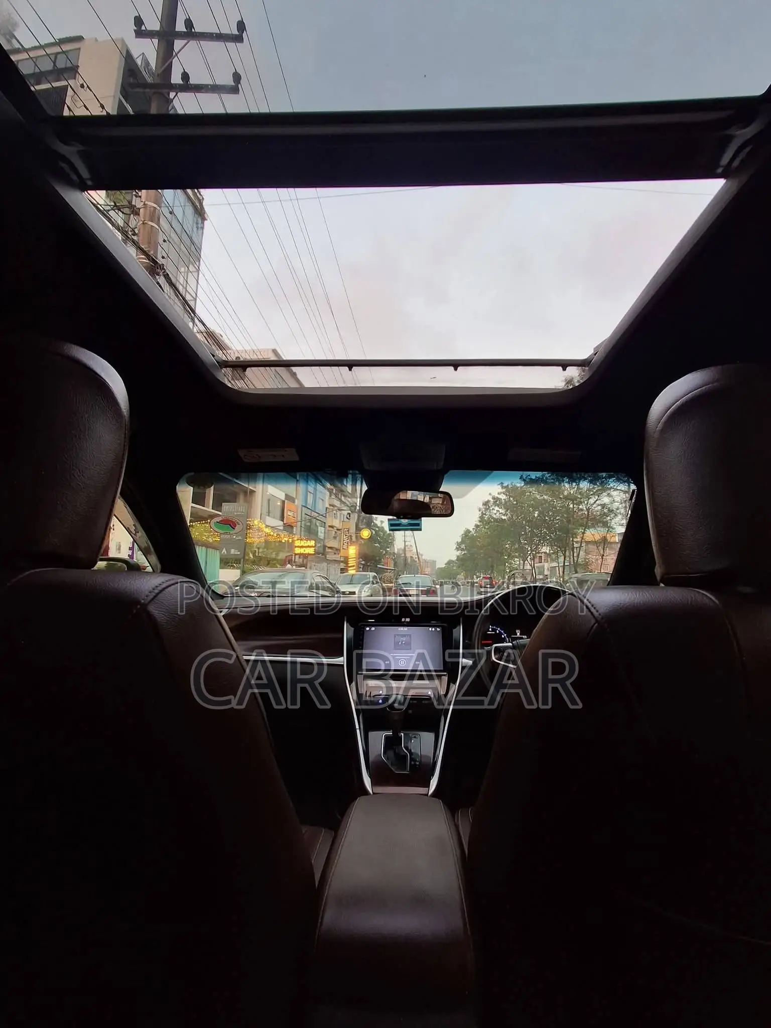 Toyota Harrier প্রিমিয়াম প্যাকেজ ২০১৪
