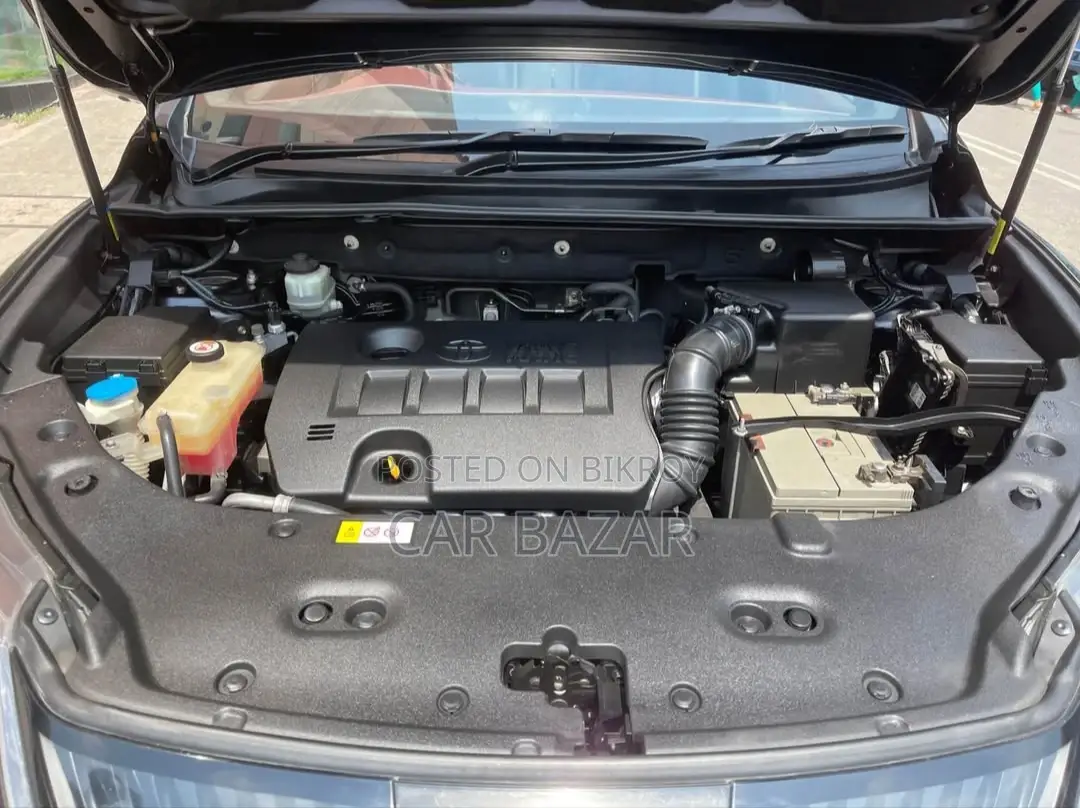 Toyota Harrier প্রিমিয়াম প্যাকেজ ২০১৪