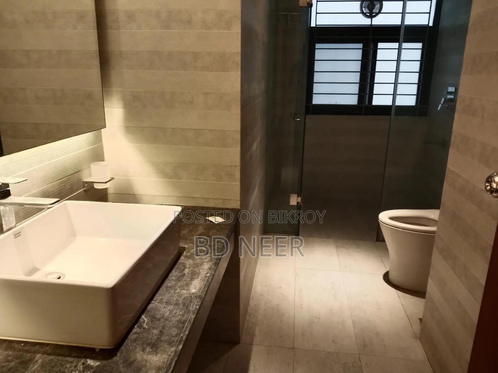Gorgeous looking fully furnish 4 Bed room apt rent in banani