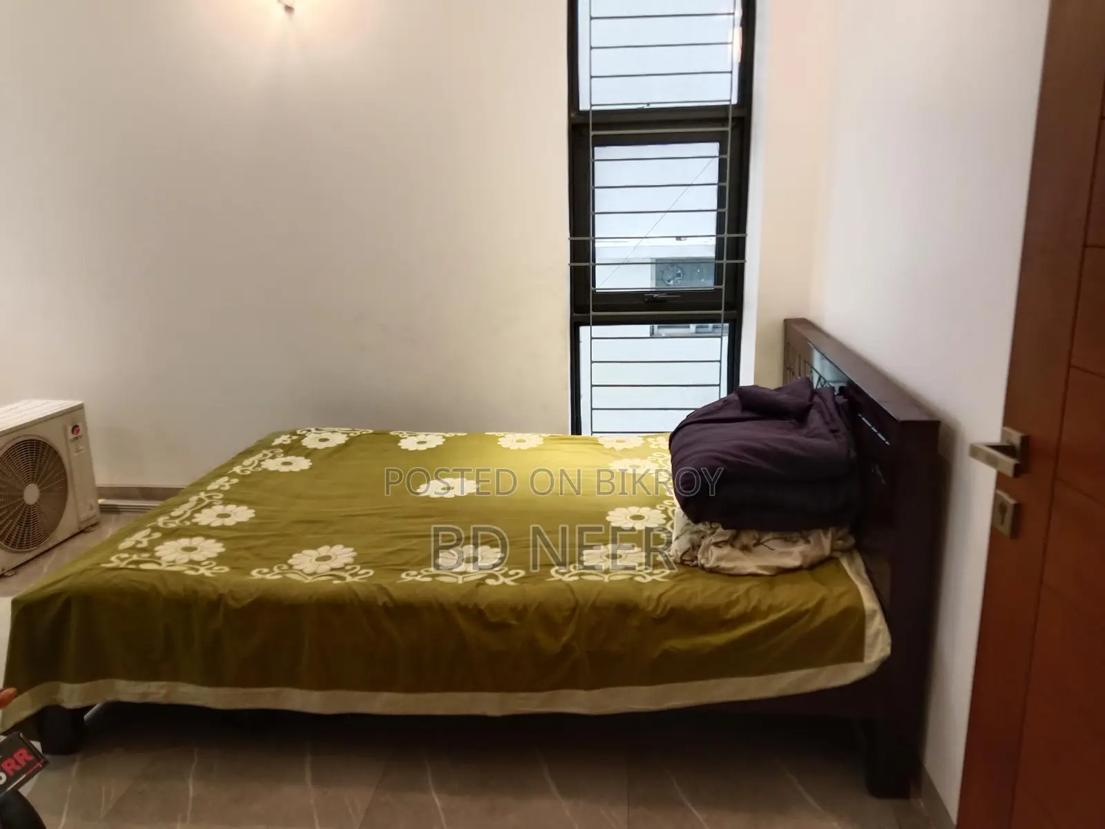 Gorgeous looking fully furnish 4 Bed room apt rent in banani