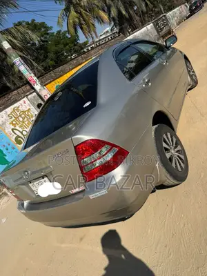 Toyota Corolla G LIMITED BEIGE 2004