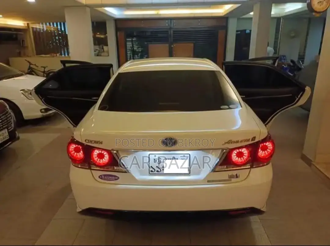 Toyota Crown ATHLETE.G.SUNROOF 2016