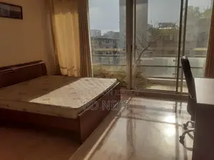 গুলশান-২ এ ২৬০০ বর্গফুটের ১০ম তলায় চমৎকার ৩ বেডরুমের ফ্ল্যাট ভাড়া হবে