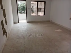 গুলশান এভিনিউতে ২৫০০ বর্গফুটের বাণিজ্যিক অফিস স্পেস ভাড়া হবে