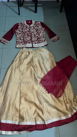 লেহেংগা মিরর ওয়ার্ক